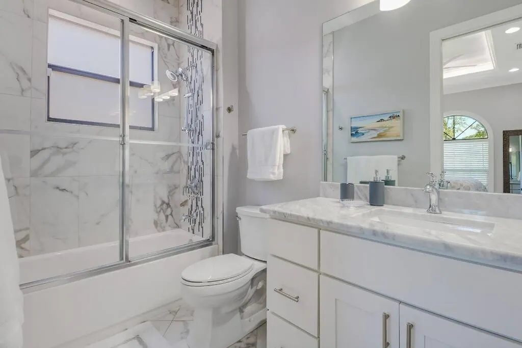 Luxe Home! Perfect For The Whole Family