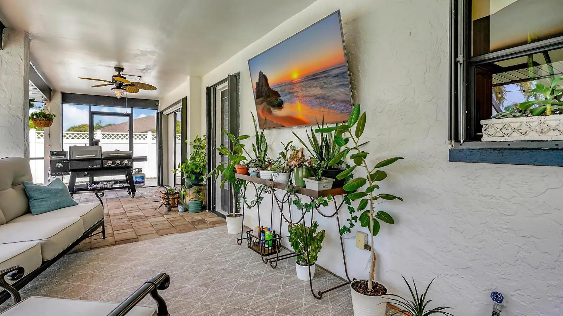 Peaceful Retreat Pool And Haven Holiday home Naples