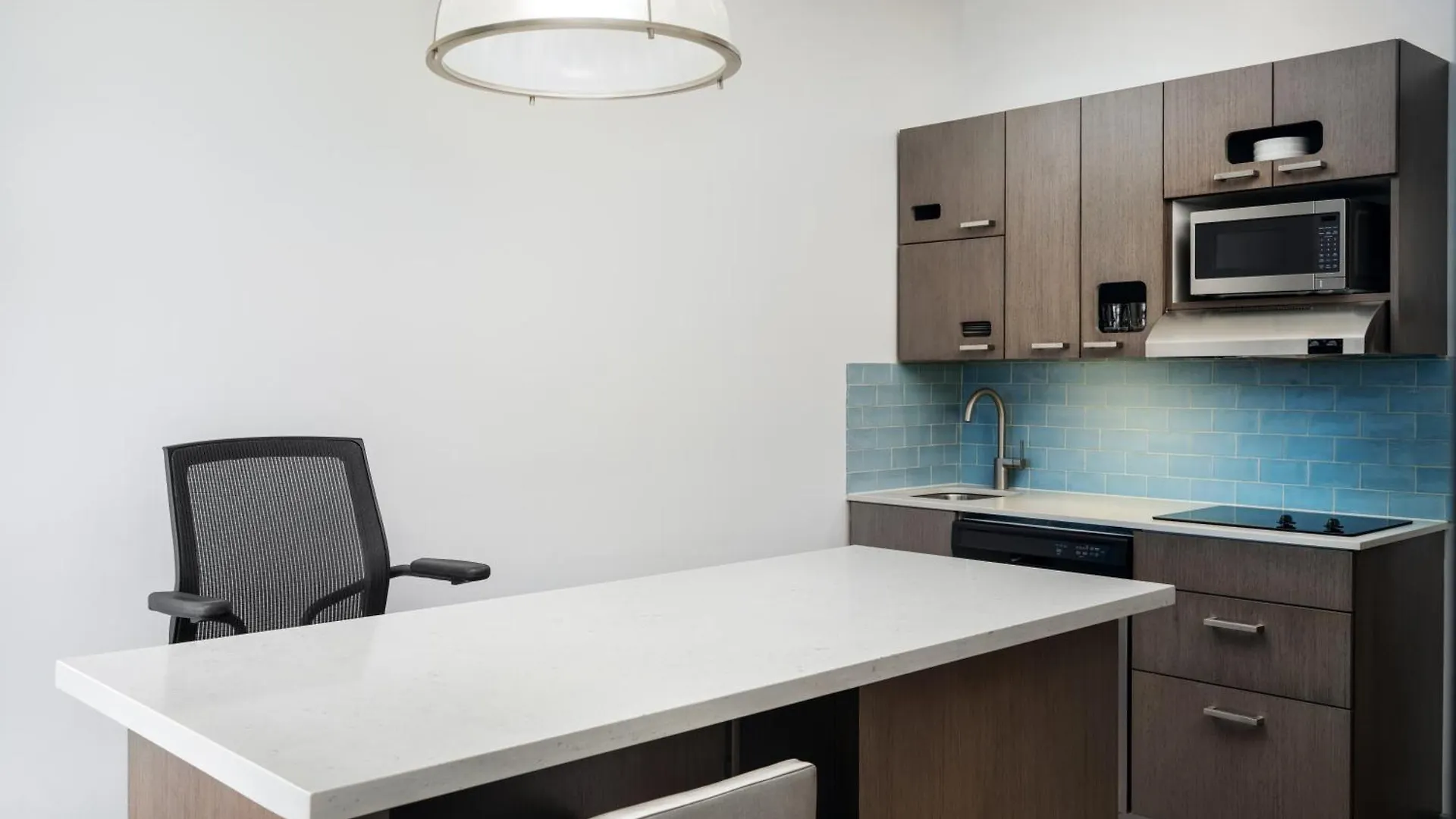 Hyatt House 5th Avenue Hotel North Naples