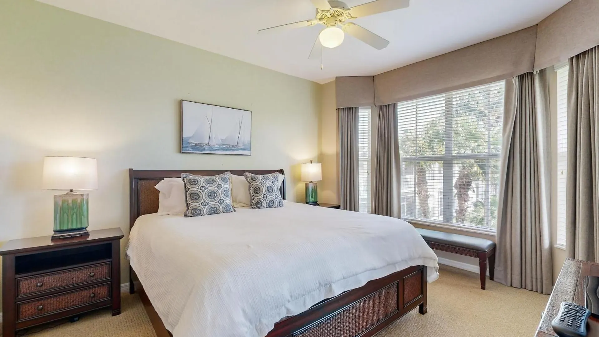 Greenlink 421 North Naples