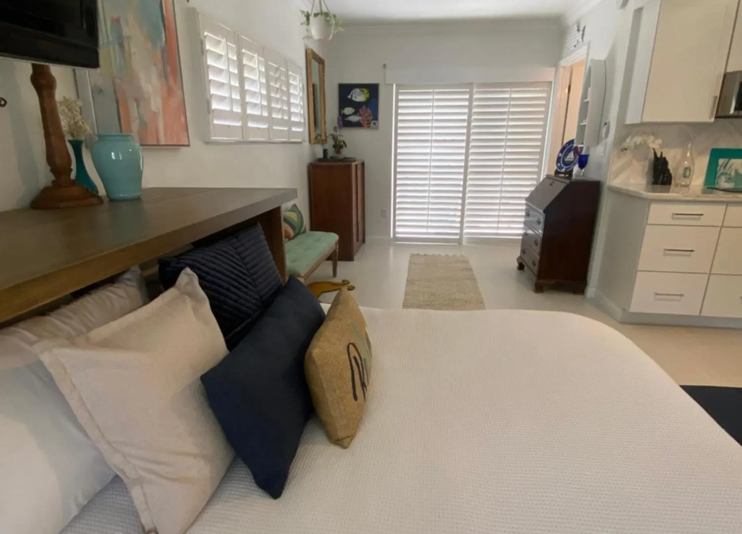 Appartement Closest To Vanderbilt Beach, New Remodel, Well Appointed, Bbq, Yard, Very Private Many Extras! North Naples