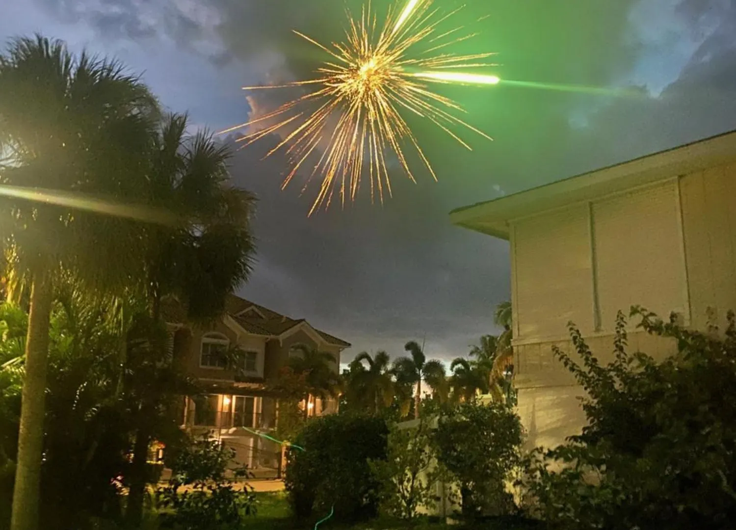 Closest To Vanderbilt Beach, New Remodel, Well Appointed, Bbq, Yard, Very Private Many Extras! * North Naples