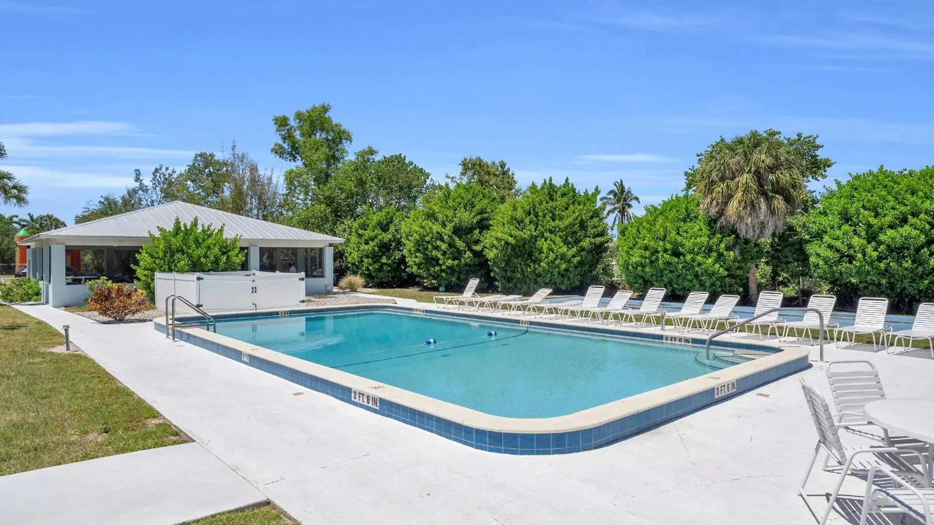 Luxury With Great Community Amenities