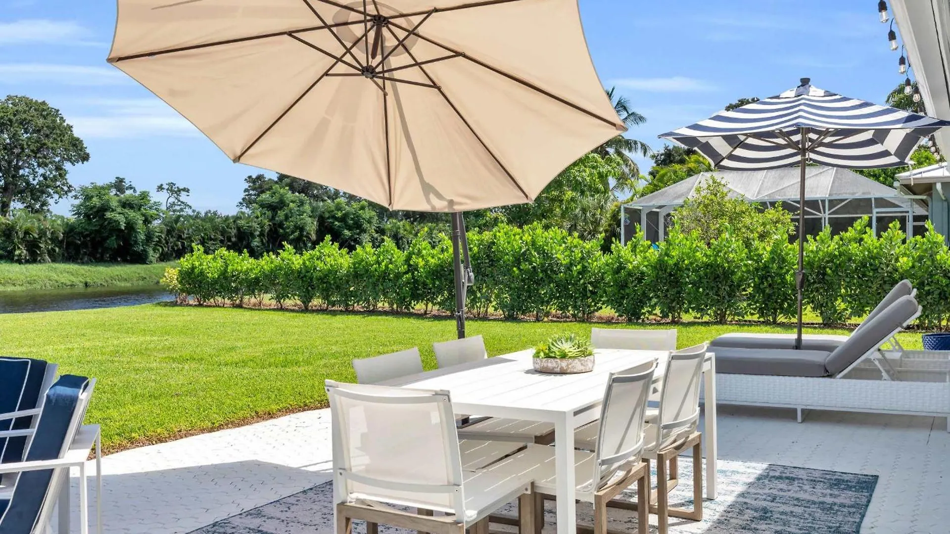 Luxury With Great Community Amenities Casa de Férias