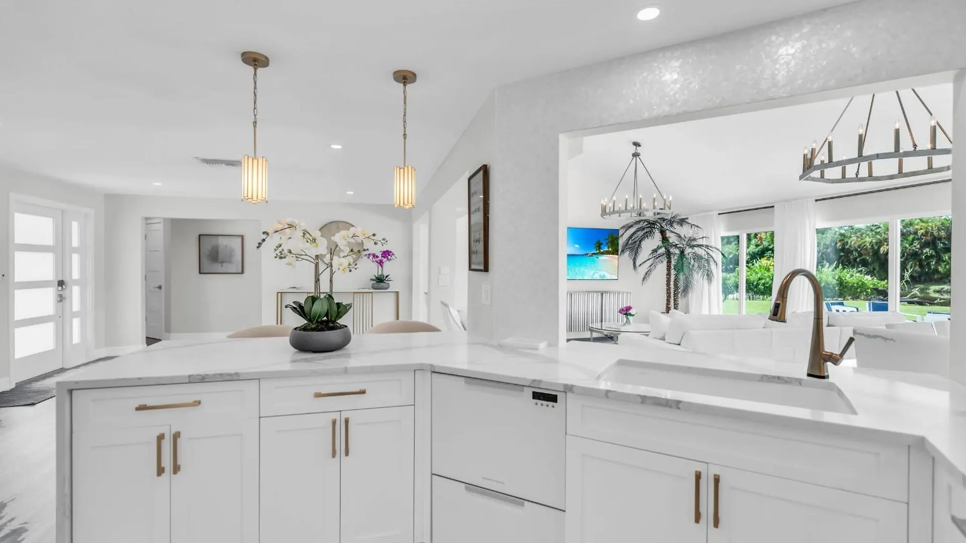 Luxury With Great Community Amenities