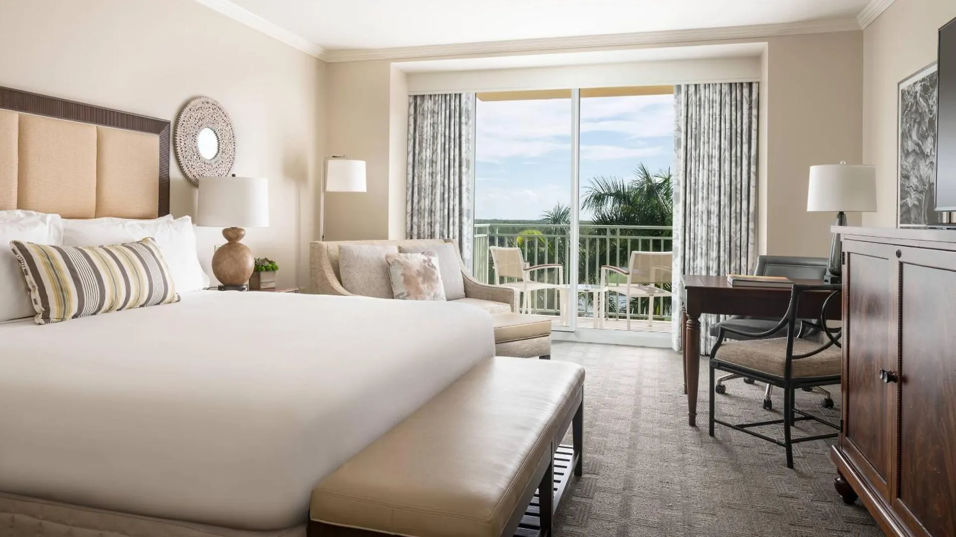 The Ritz-carlton Naples, Tiburon 5*
