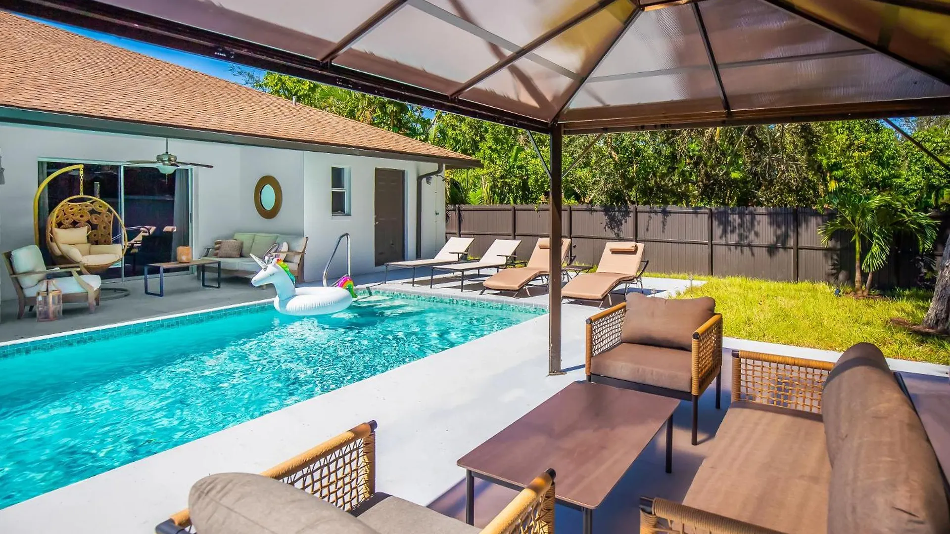 Apartman Unique Pool - Mykonos! 2miles To Downtown Attached