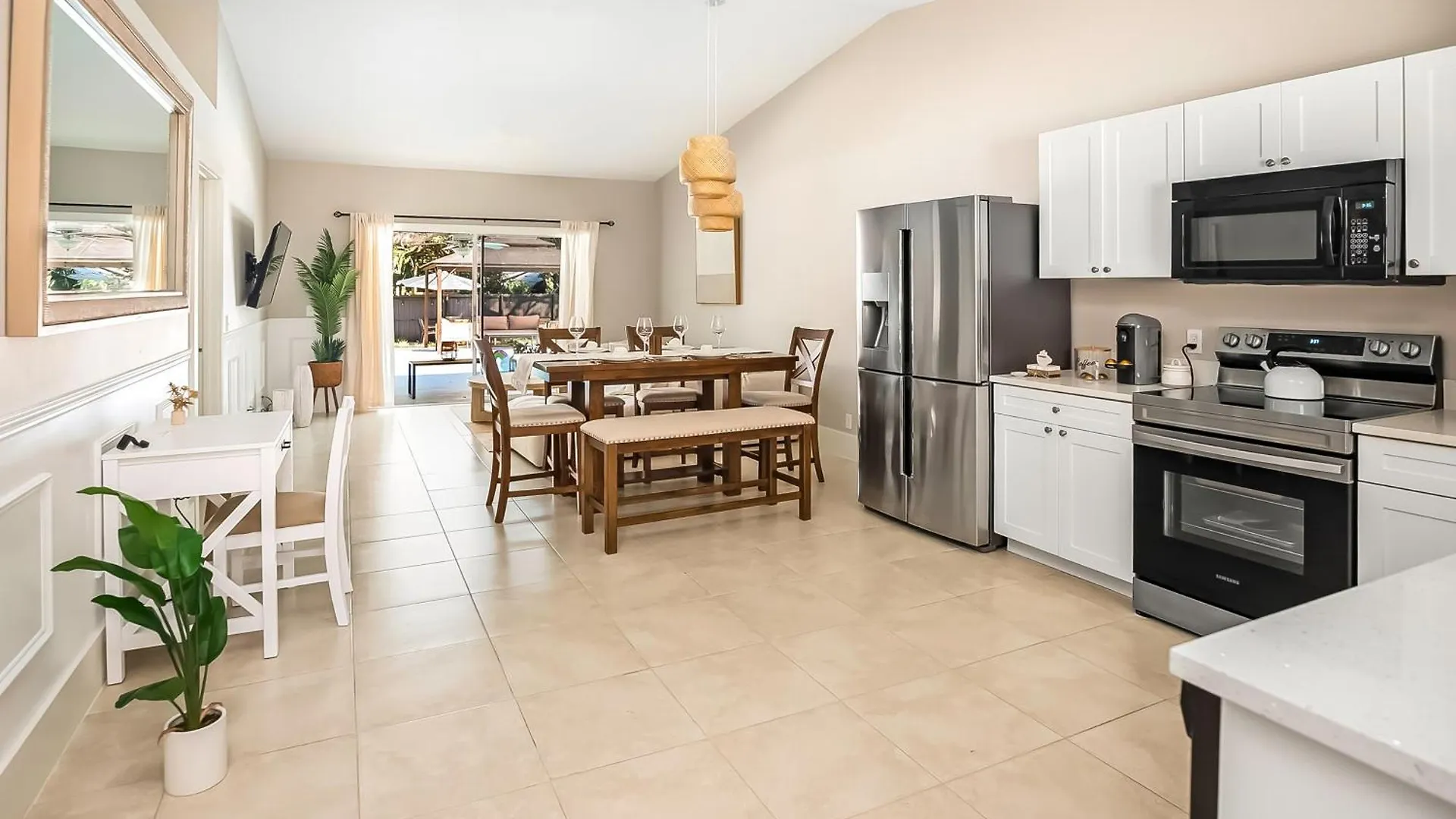 Unique Pool - Mykonos! 2miles To Downtown Attached * North Naples