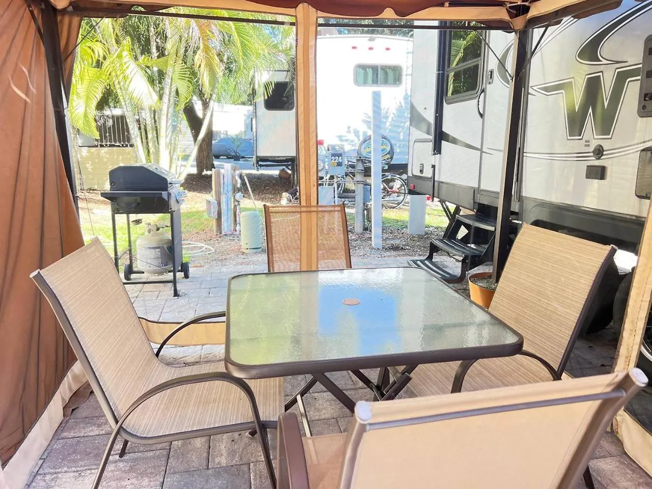 Camping Social Distanсing Approved Nature Getaway! North Naples