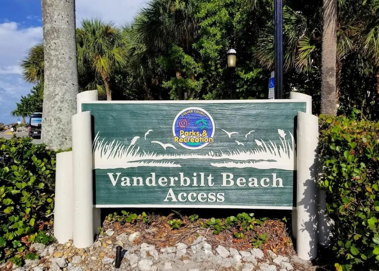 Sea Glass Retreat. Wine Dine Relax Repeat Semesterbostad North Naples