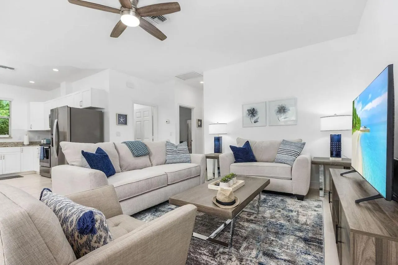 Sea Glass Retreat. Wine Dine Relax Repeat North Naples