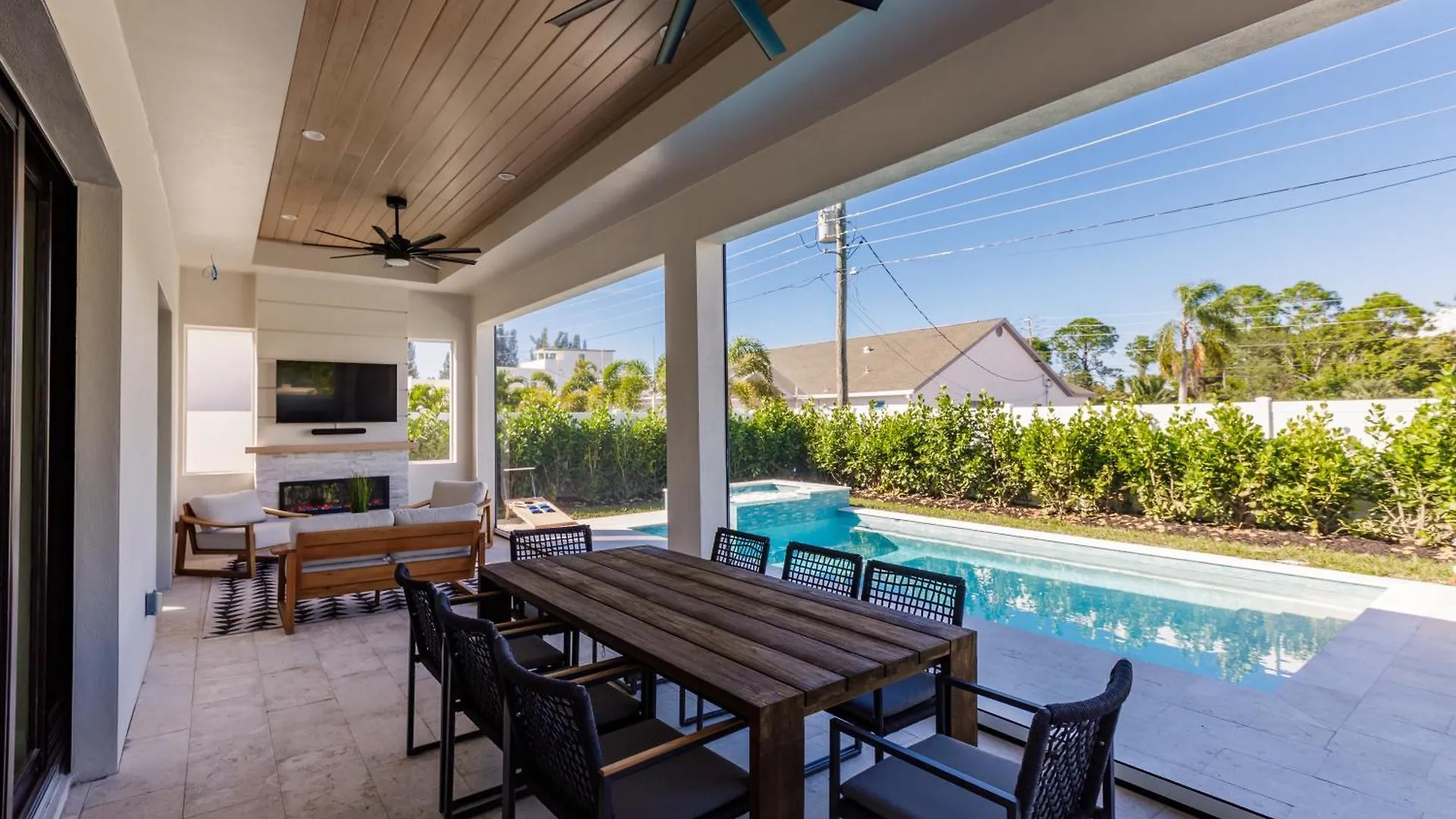 Luxe Coastal Getaway Vanderbilt *