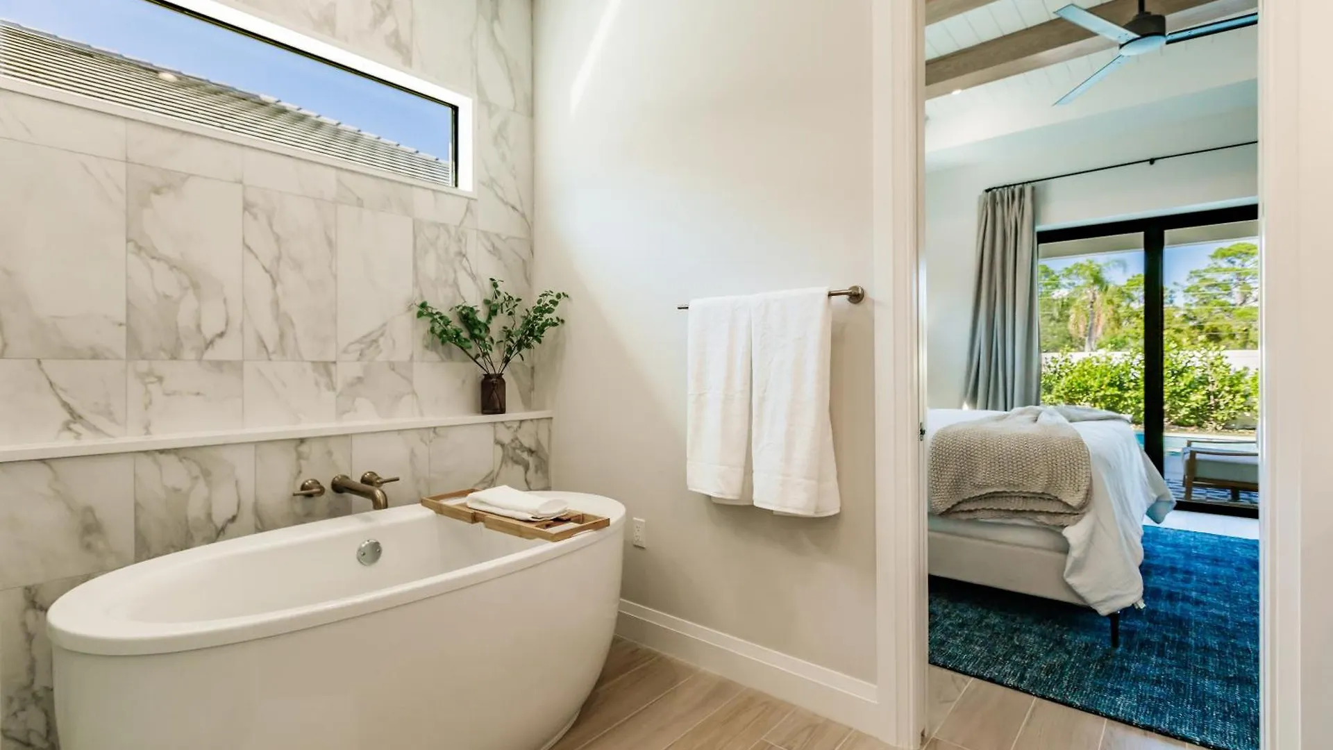 度假居 Luxe Coastal Getaway Vanderbilt *
