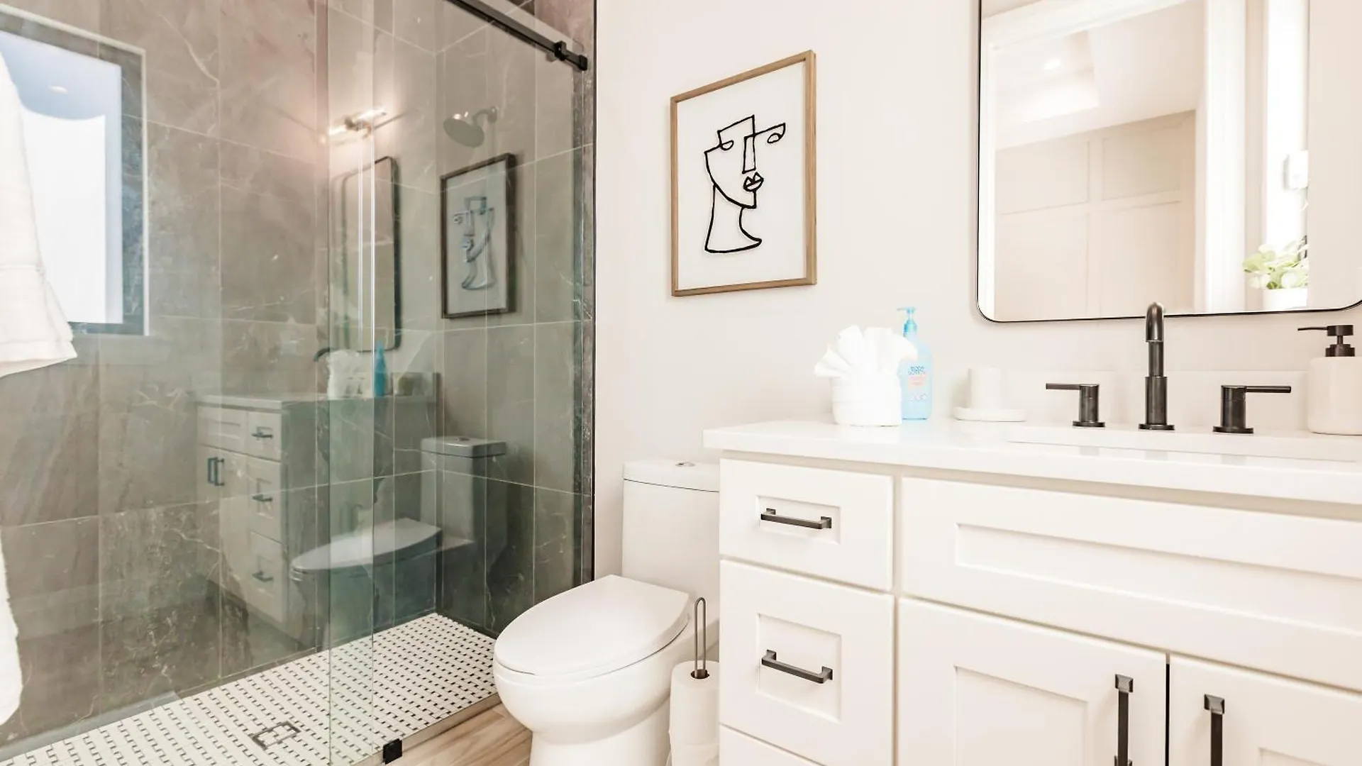 Luxe Coastal Getaway Vanderbilt 度假居 *