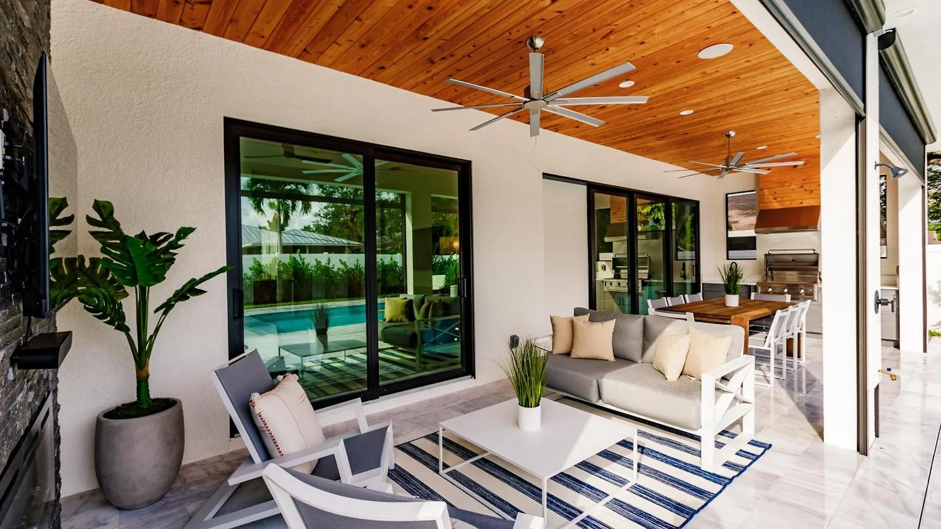 Coastal Elegance Dual Master Bedroom Retreat 3-3 Hébergement de vacances North Naples