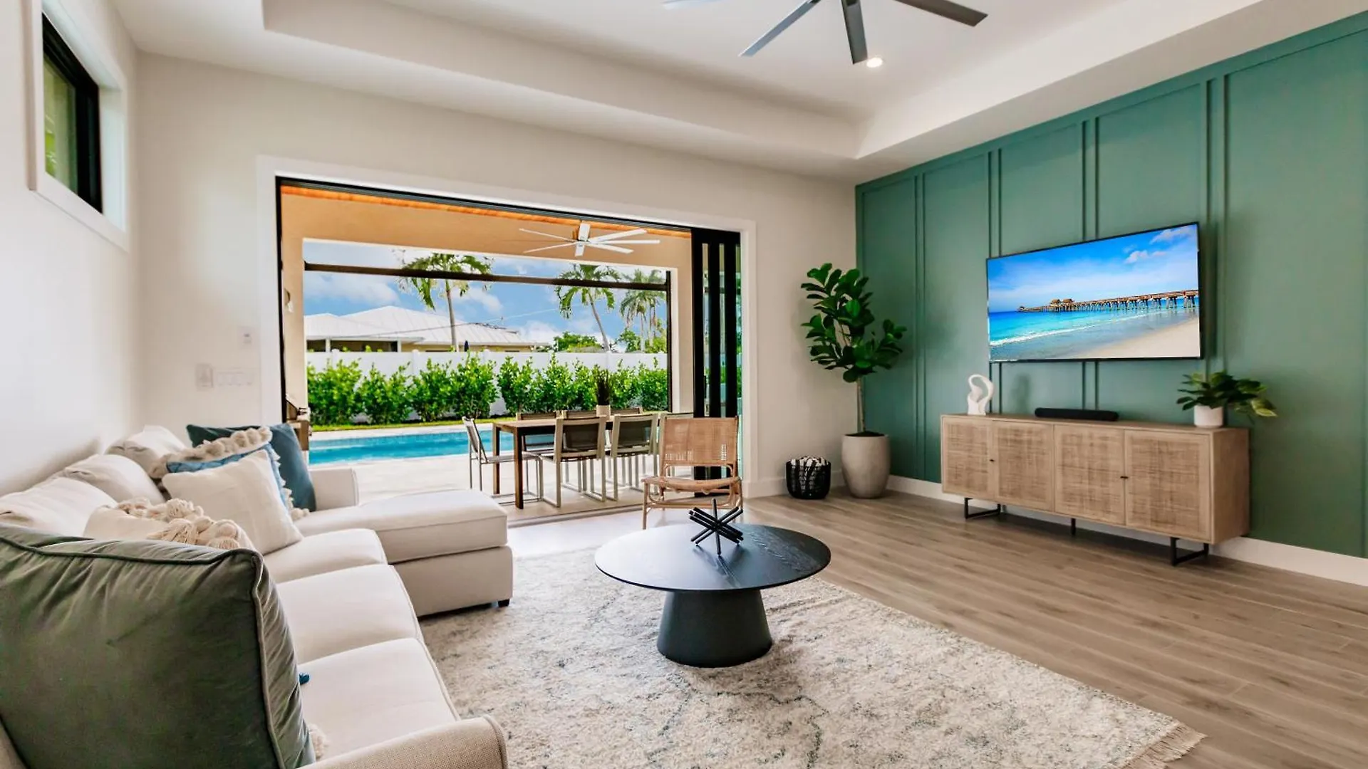 Hébergement de vacances Coastal Elegance Dual Master Bedroom Retreat 3-3 North Naples
