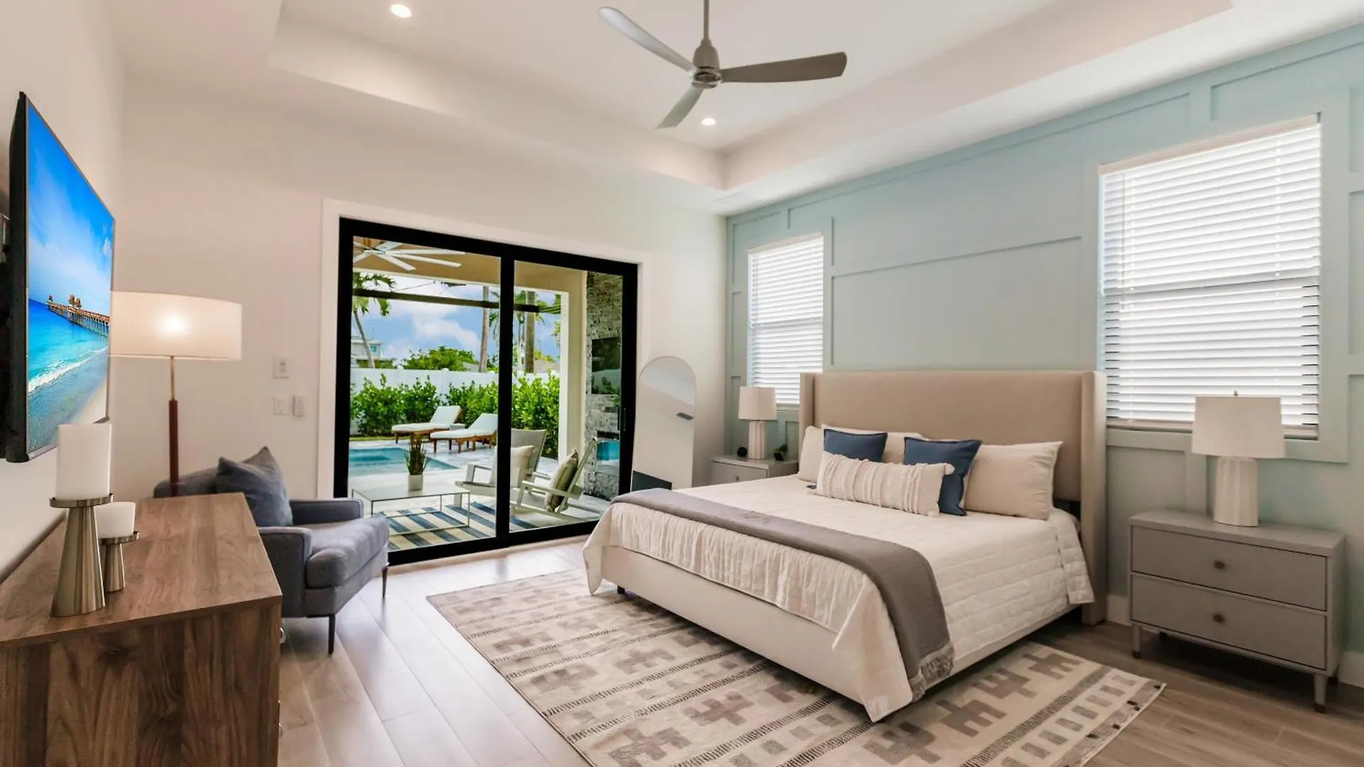 Coastal Elegance Dual Master Bedroom Retreat 3-3 Hébergement de vacances *