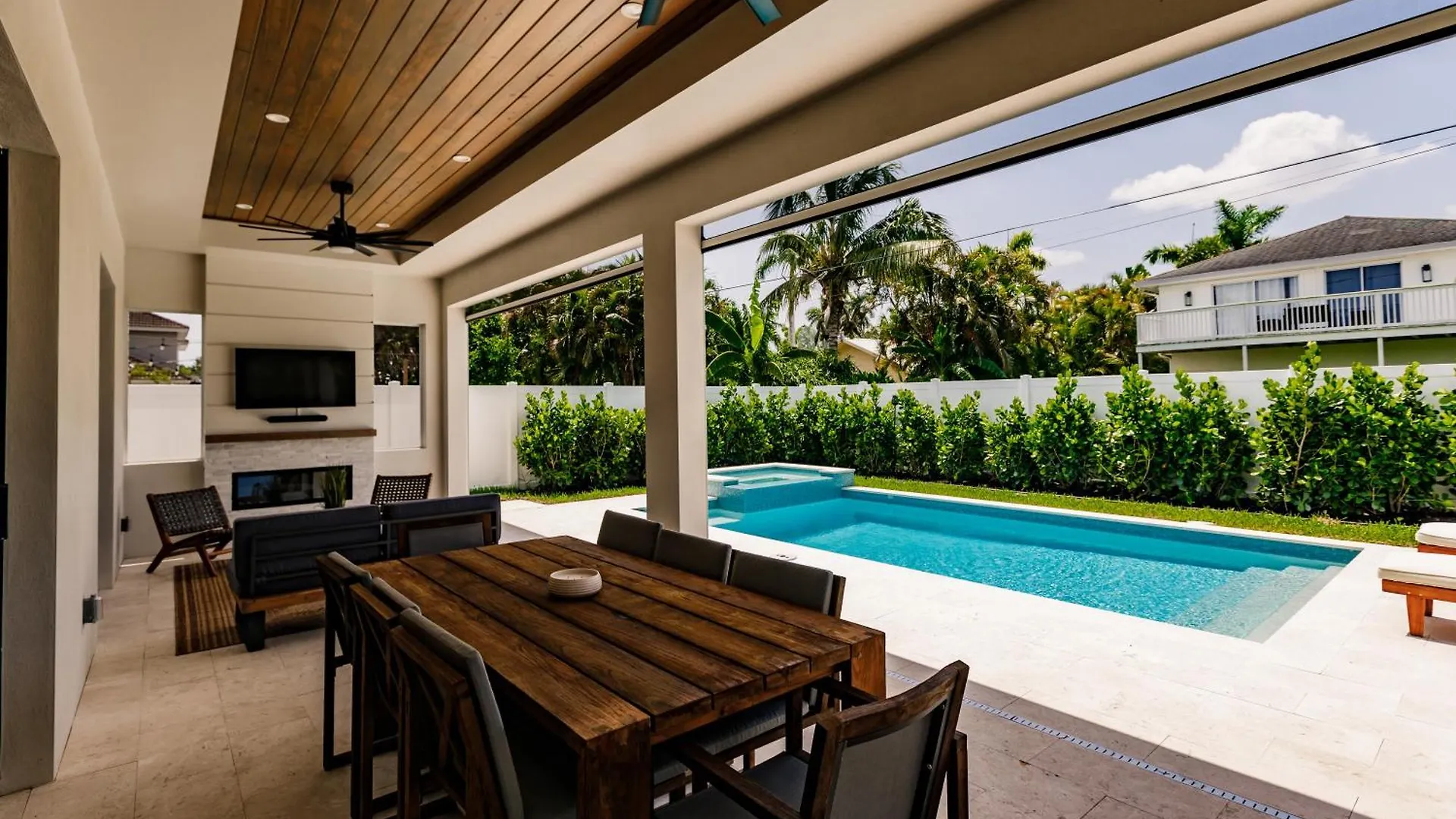 Luxury Orange Blossom Oasis 4-3 Tiki Bar North Naples