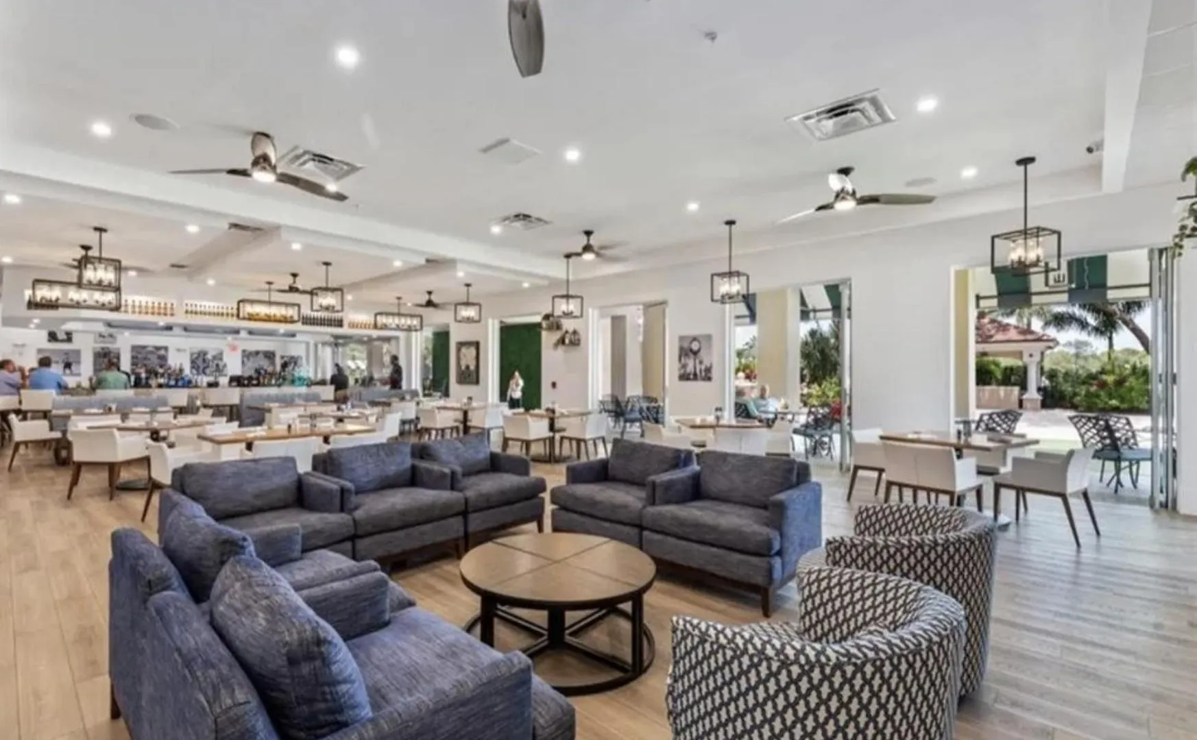 Holiday home 2 Bedroom First Floor Tennis, Bocce Pickleball And Championships
