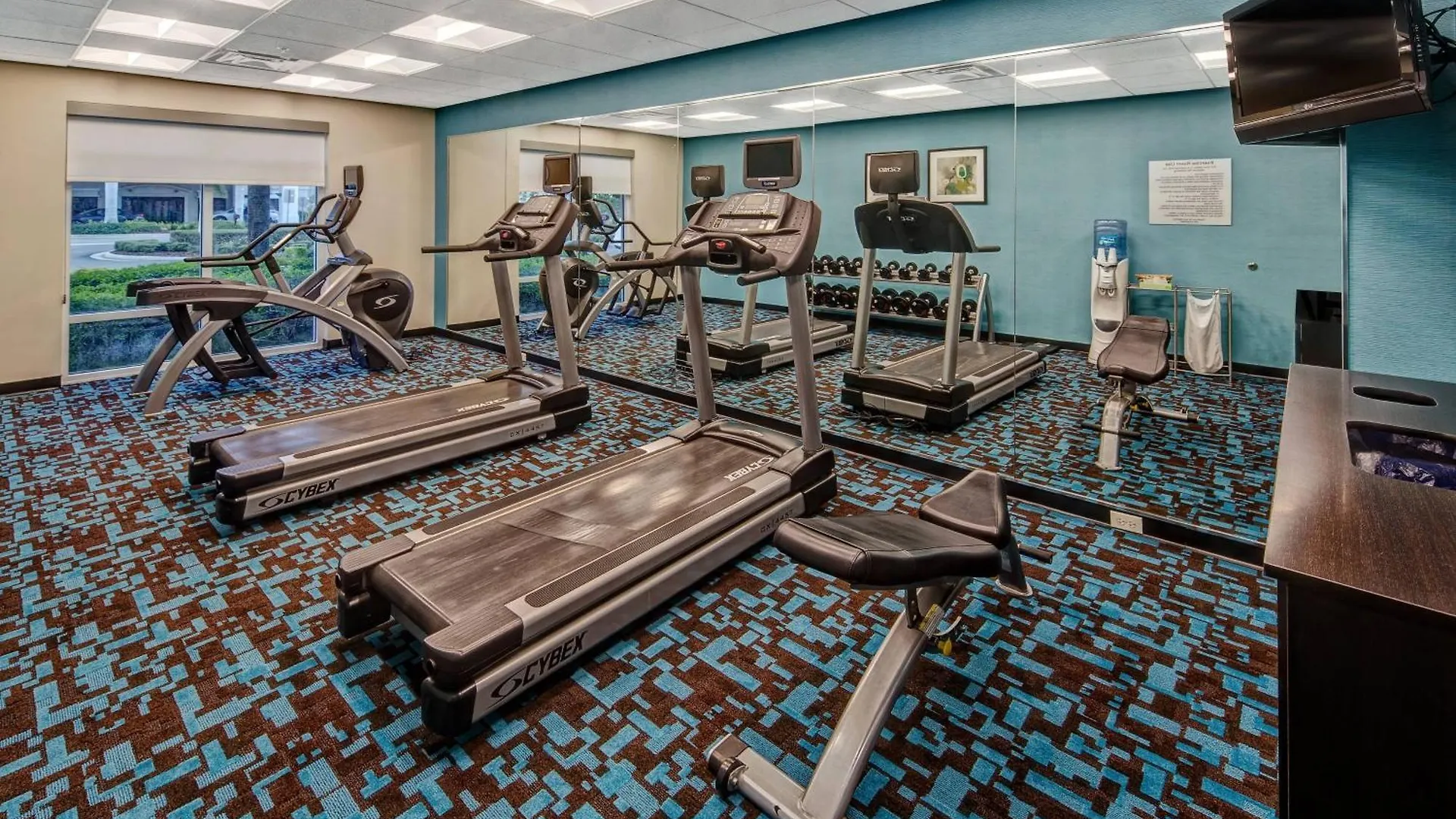 Hotell Fairfield And By Marriott 3*