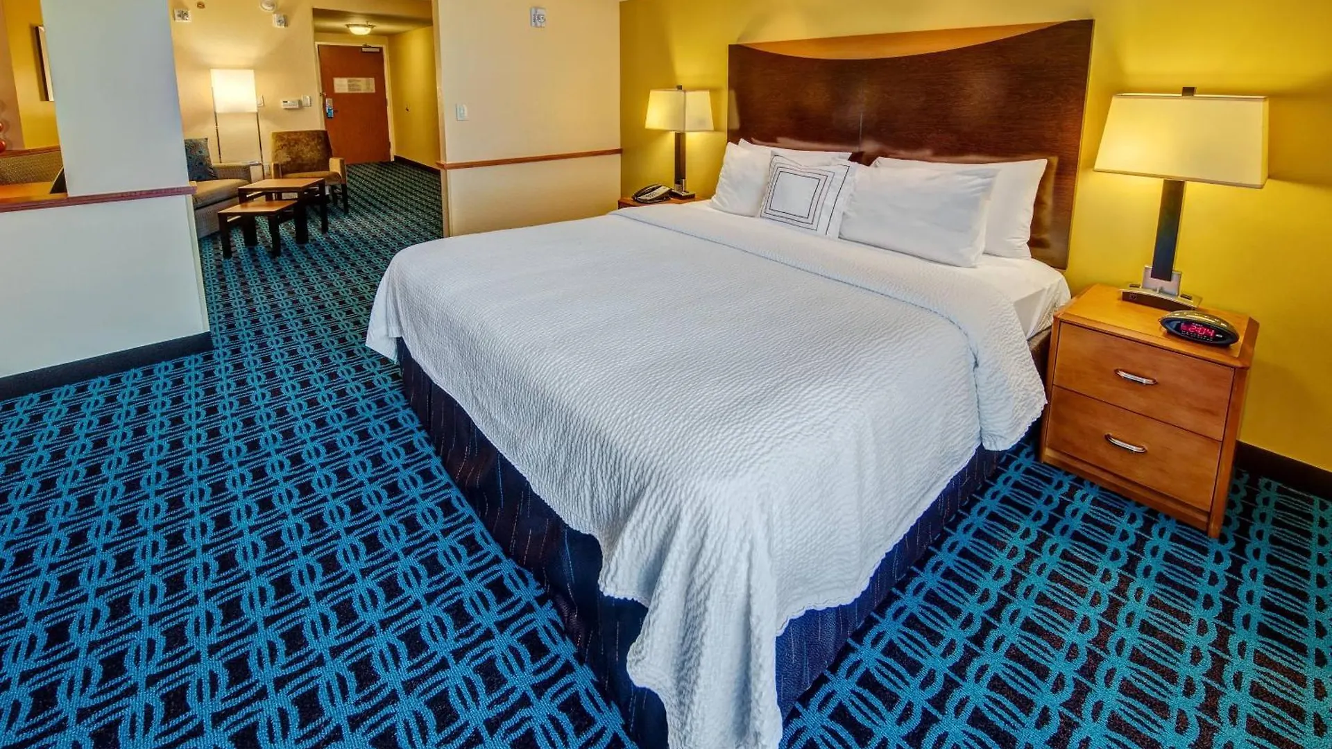Fairfield And By Marriott North Naples