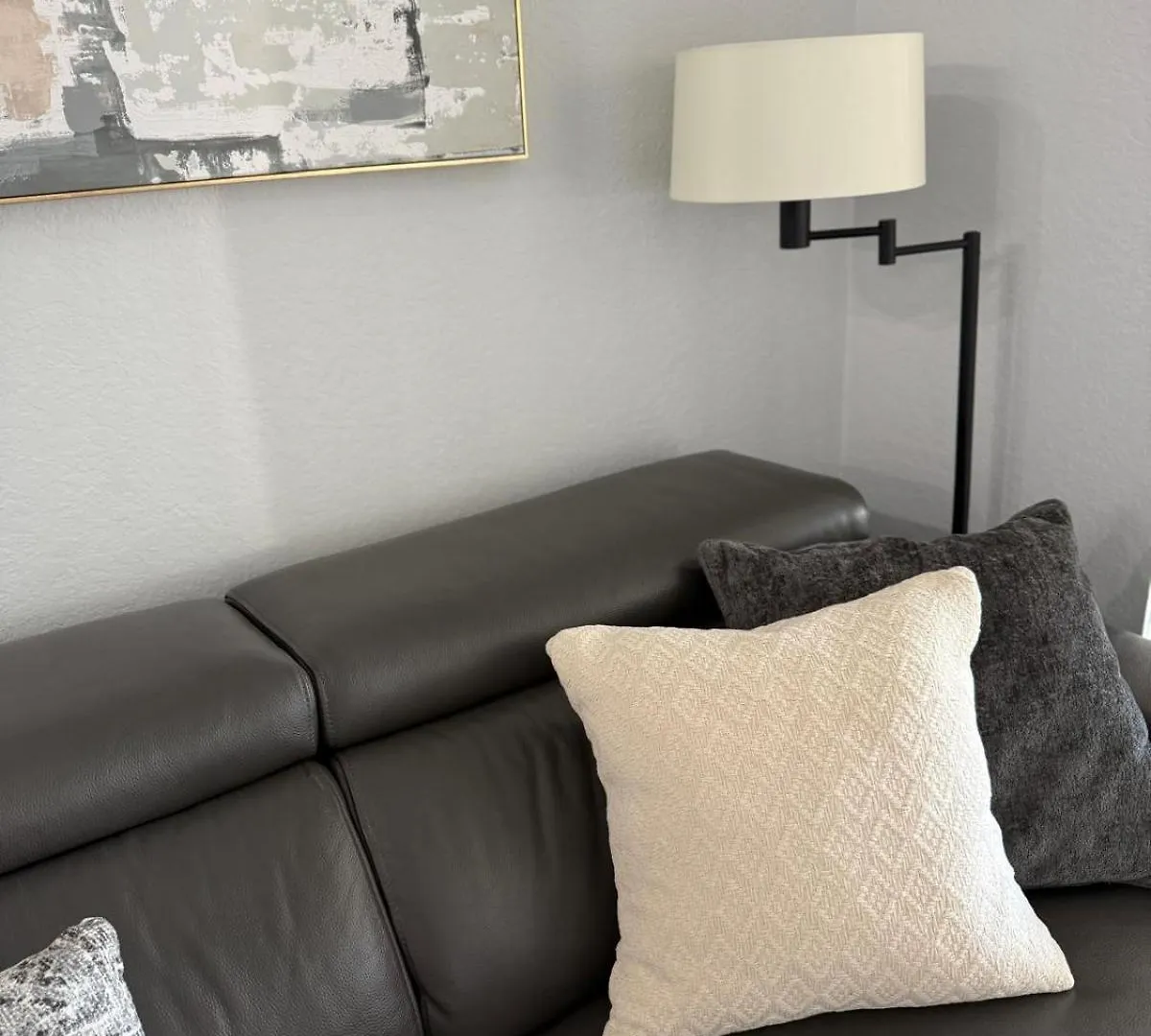 Spacious 2 Bedroom Lely Fl * North Naples