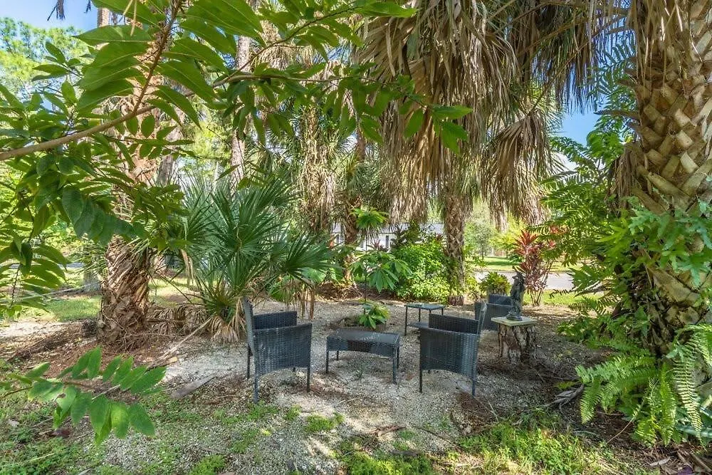 Cozy In * North Naples