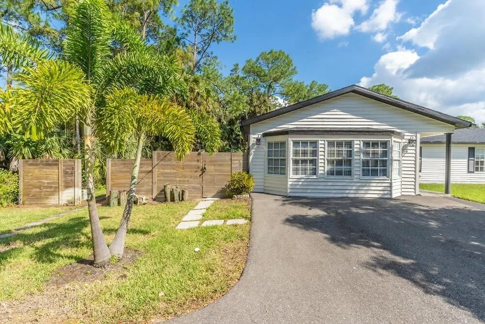 Cozy In * North Naples