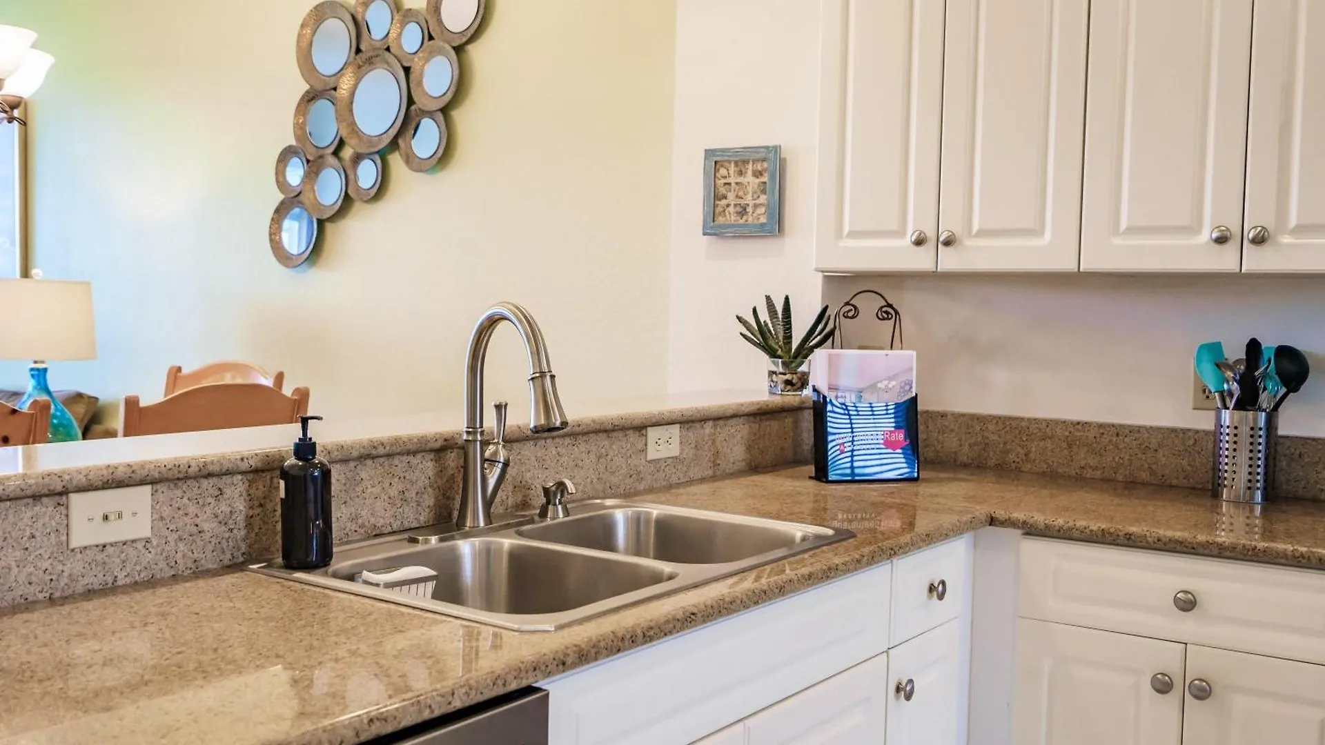 Stunning 3br With Tropical Views