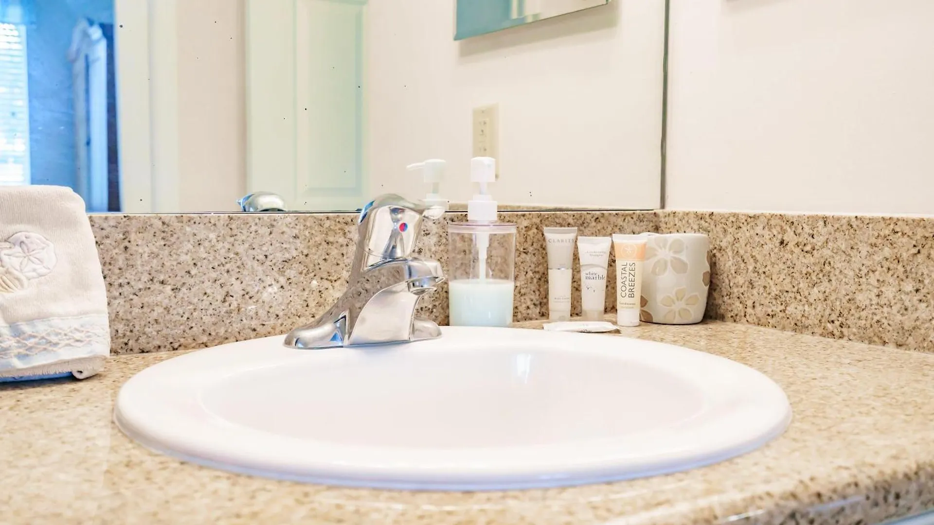 Stunning 3br With Tropical Views * North Naples