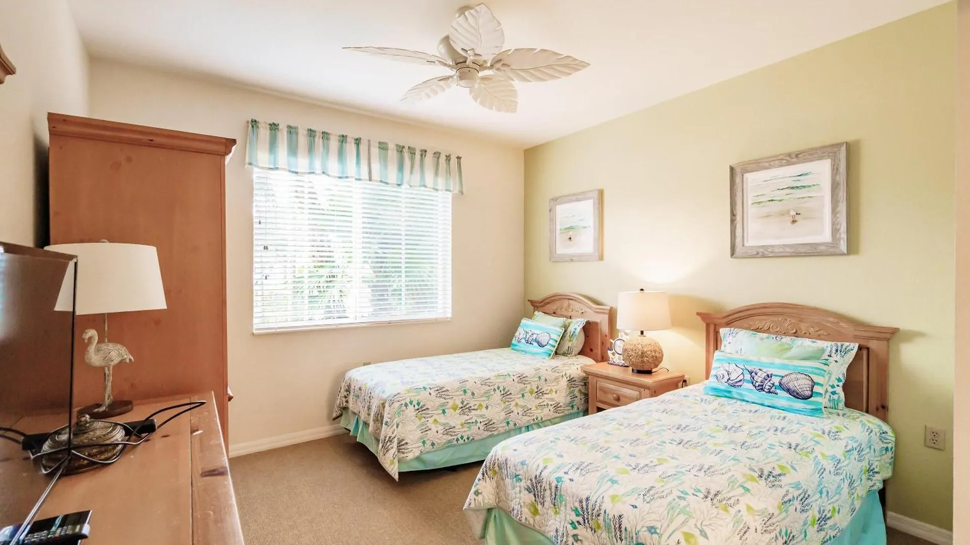 Stunning 3br With Tropical Views * North Naples
