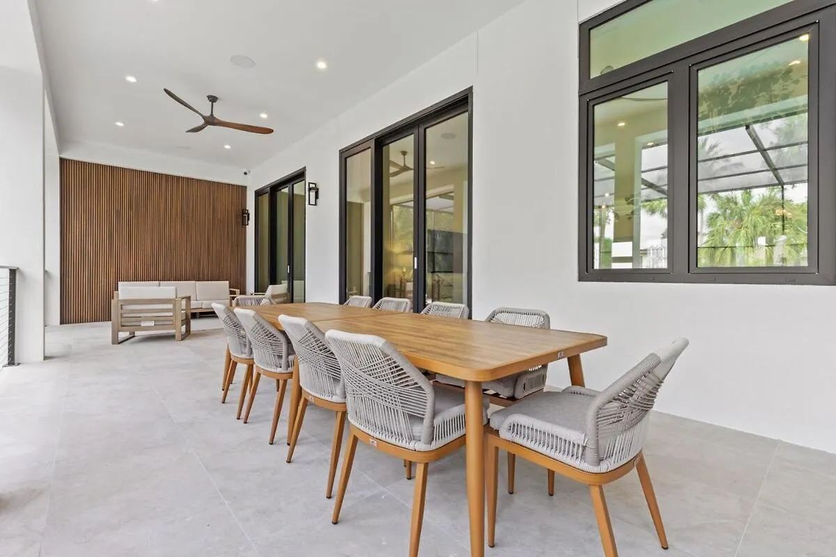 Villa Luxurious Retreat! *