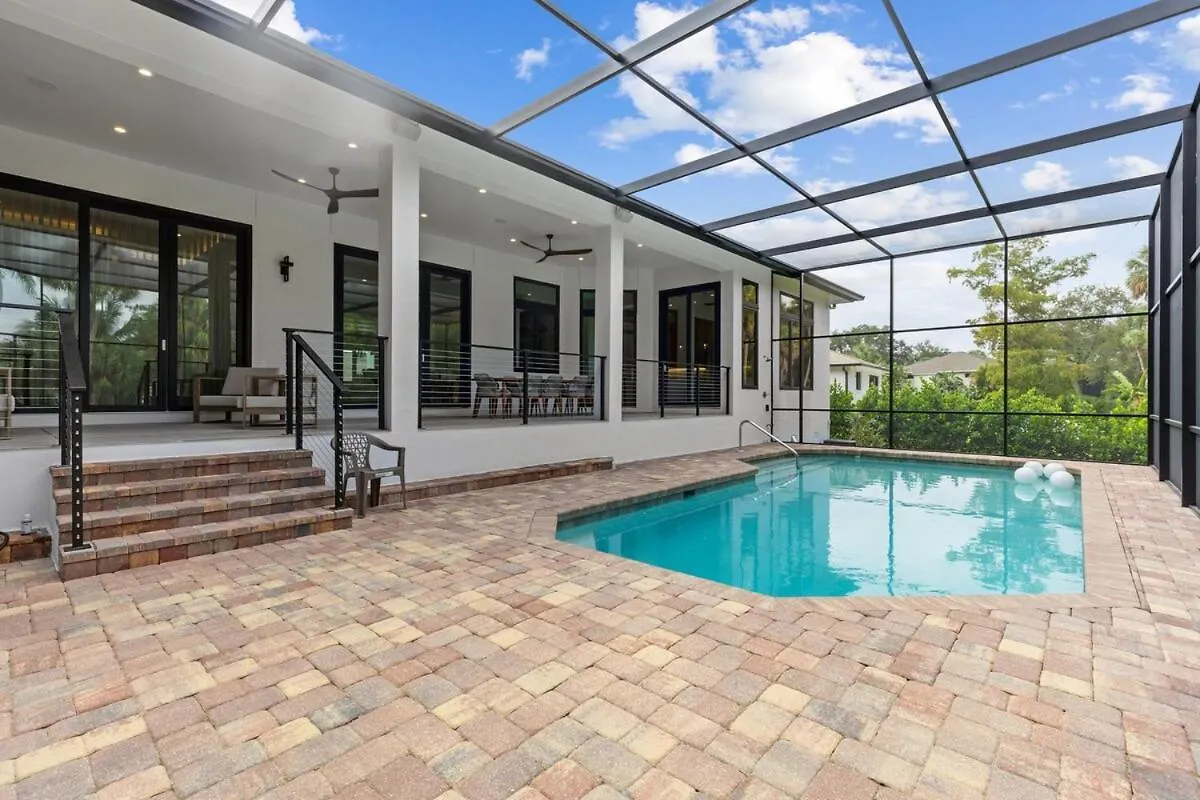 Luxurious Retreat! *