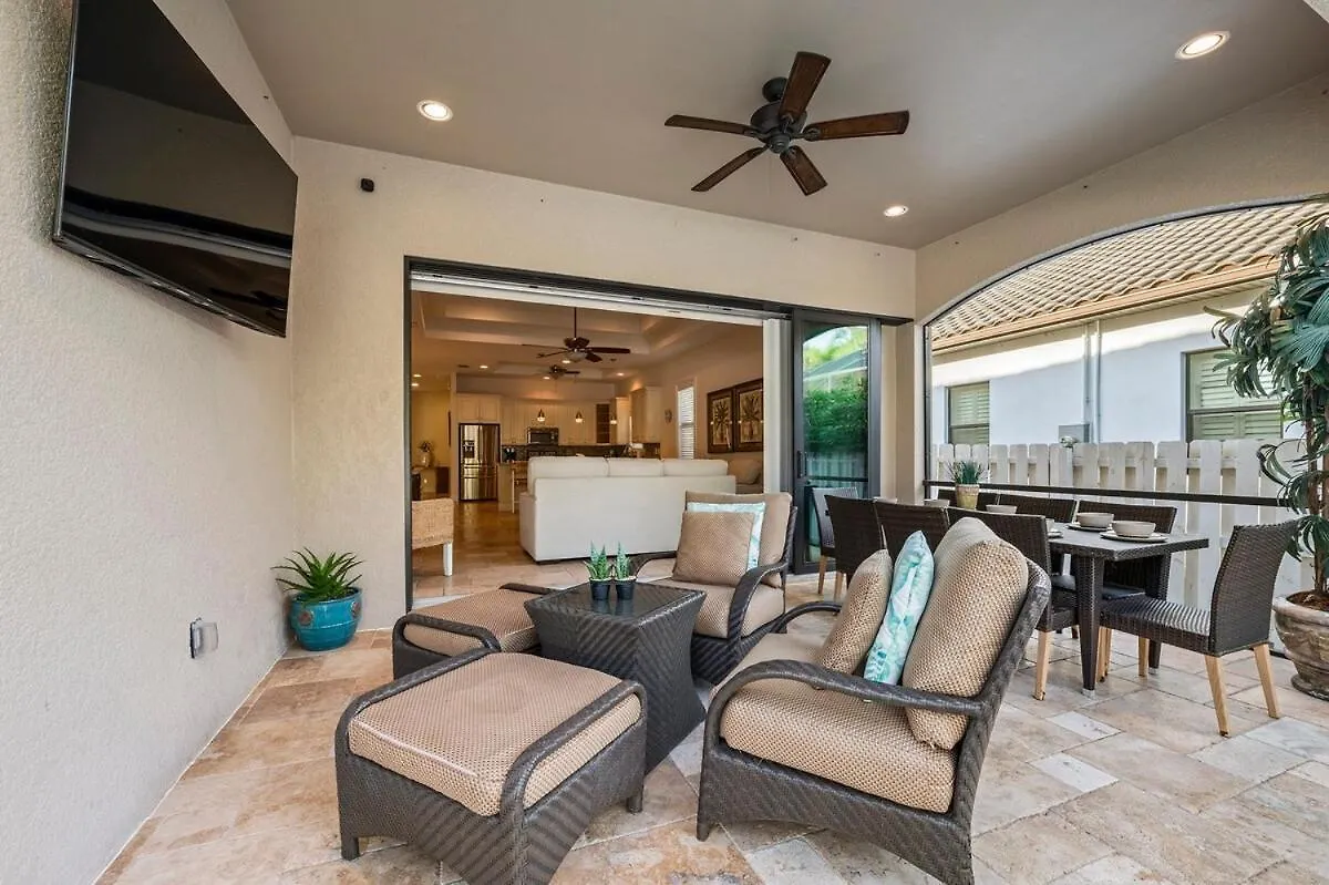 Luxe 1mile Vanderbilt Beach, Pool Bbq North Naples