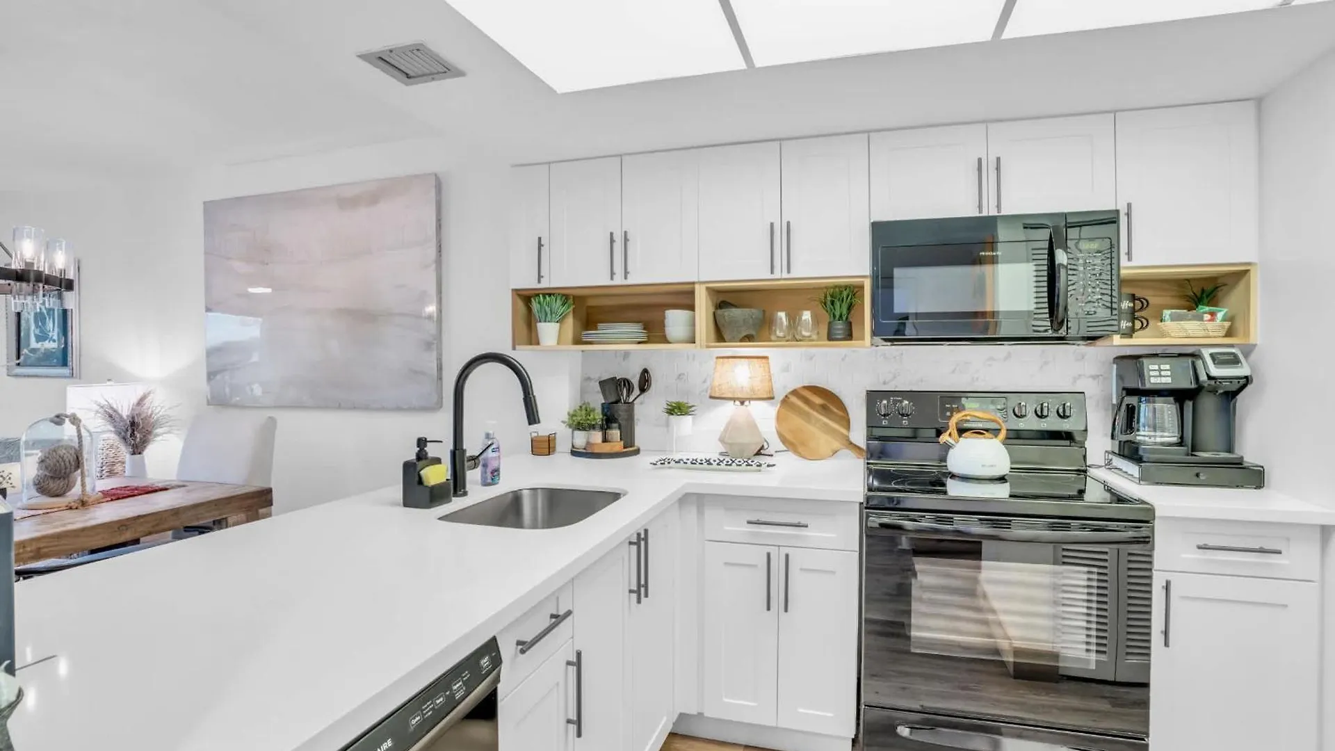 펜션 Designer Furnished And Views *