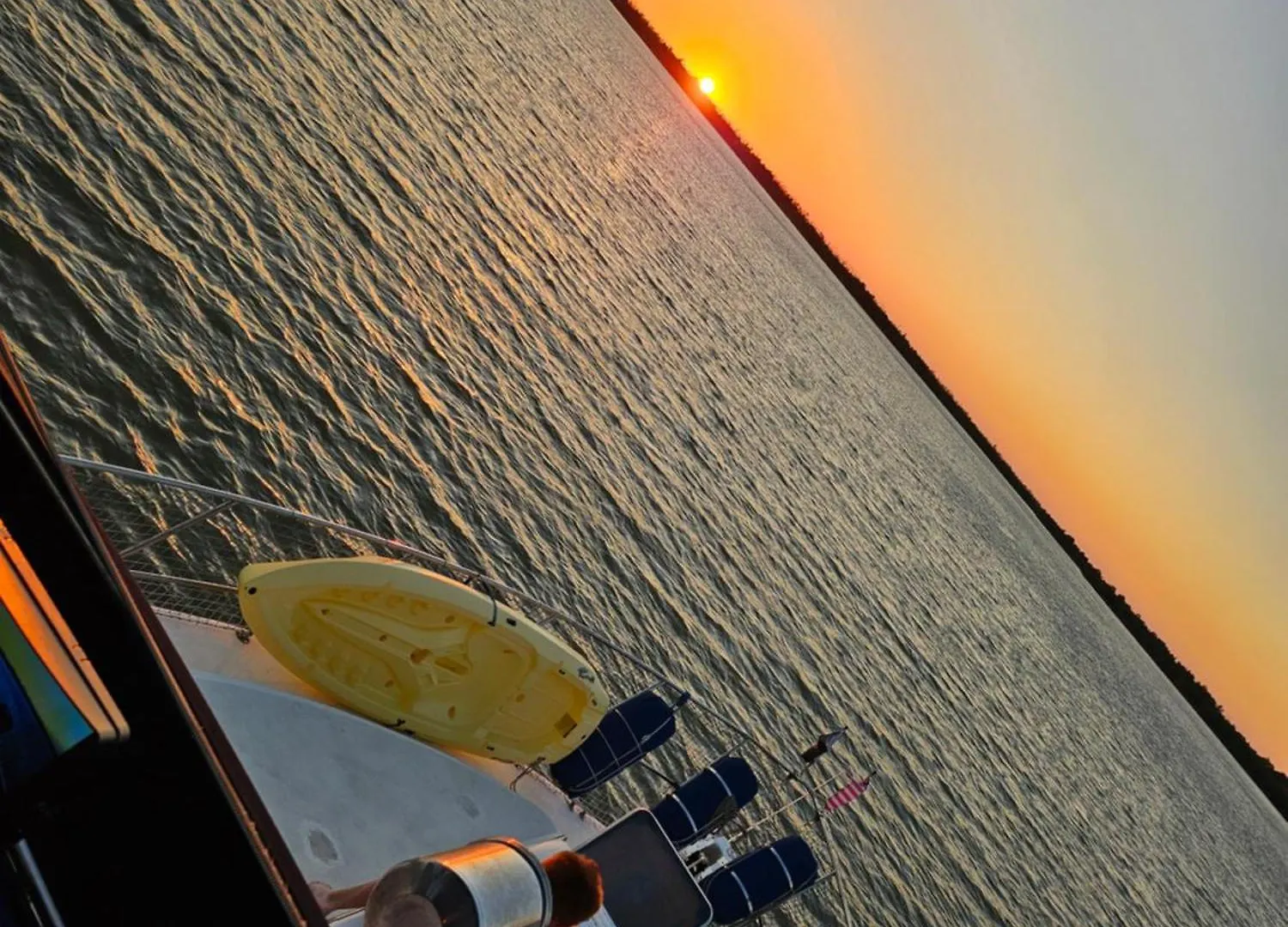 Comfort Zone Private Yacht Charter Botel North Naples