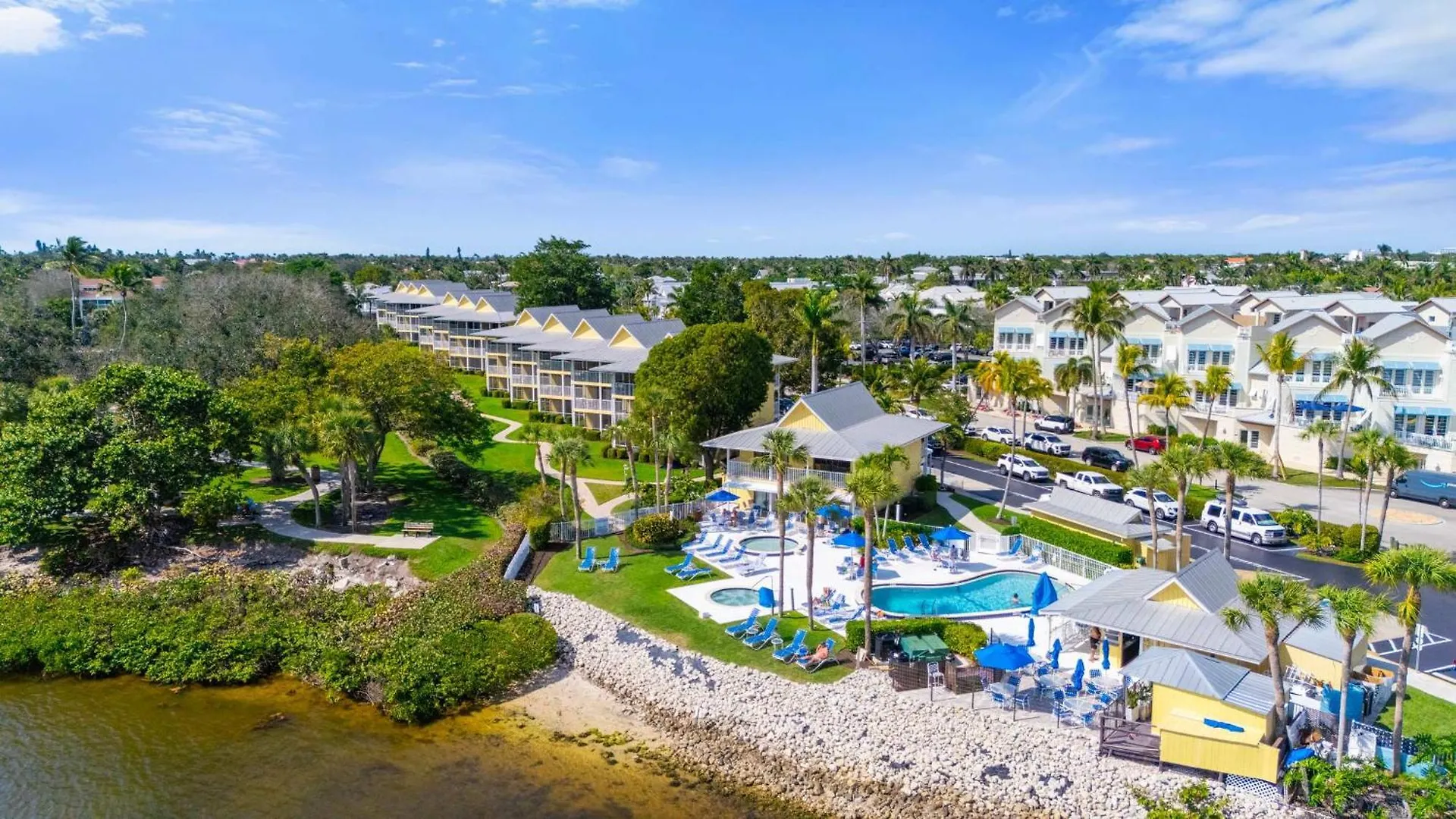 Charter Club Bay - Amazing Location And Amenities