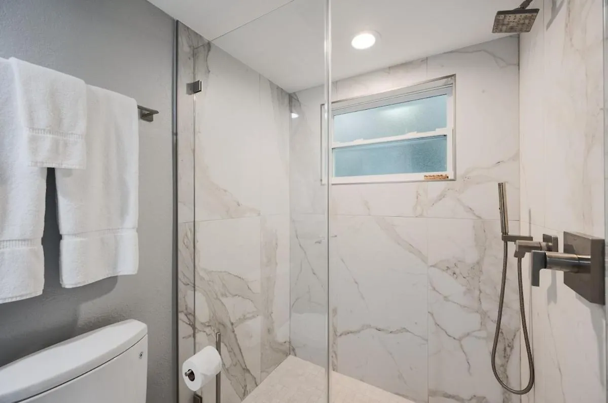 Lemarquis, Old Condo, Near Beach&downtown Apartman