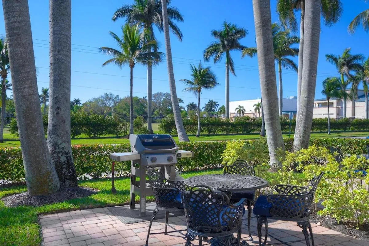 Lemarquis, Old Condo, Near Beach&downtown *