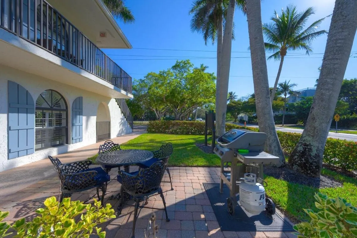 Lemarquis, Old Condo, Near Beach&downtown * North Naples