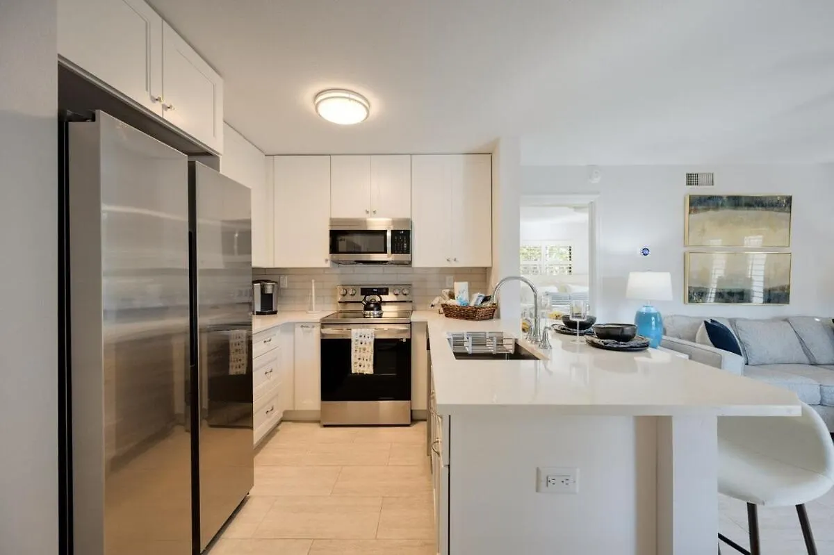 Apartman Lemarquis, Old Condo, Near Beach&downtown *