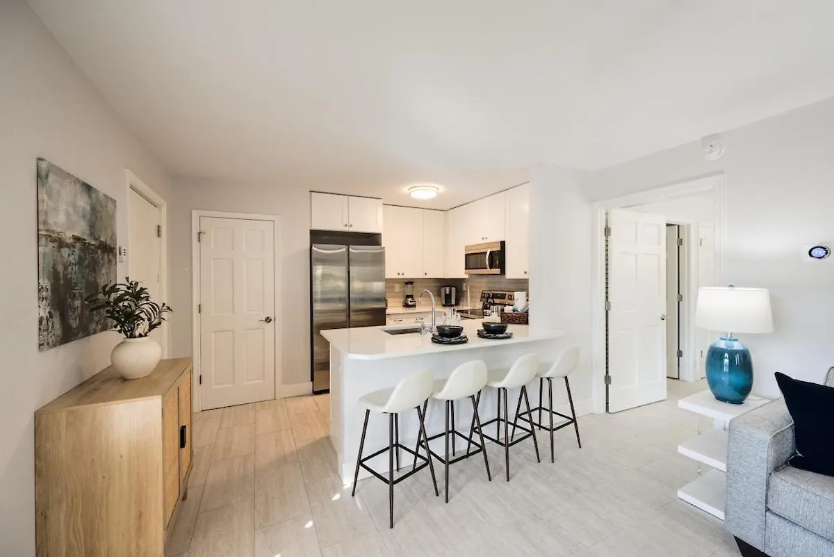 Lemarquis, Old Condo, Near Beach&downtown Apartman North Naples