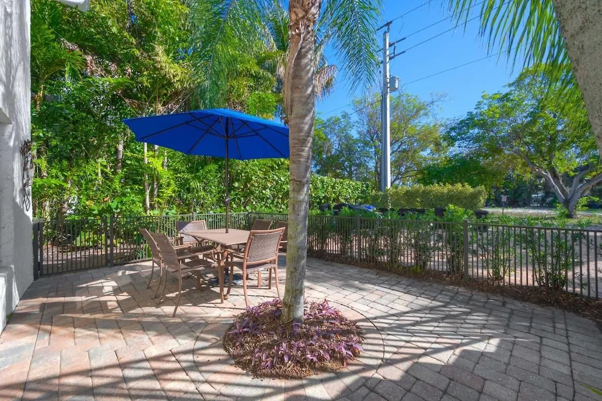 Lemarquis, Old Condo, Near Beach&downtown * North Naples