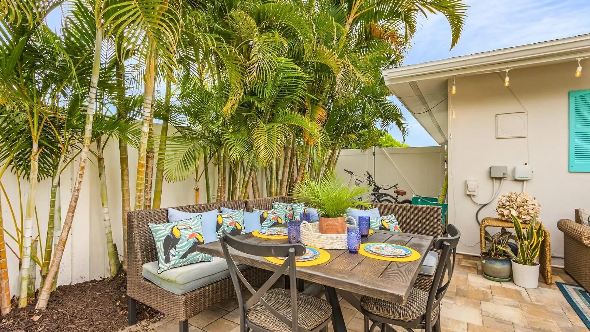 Tatil Evi Swimspa Pool Tiki Outdoor Bbq Kitchen Fire Pit Games Mod By Vacation Your Way North Naples