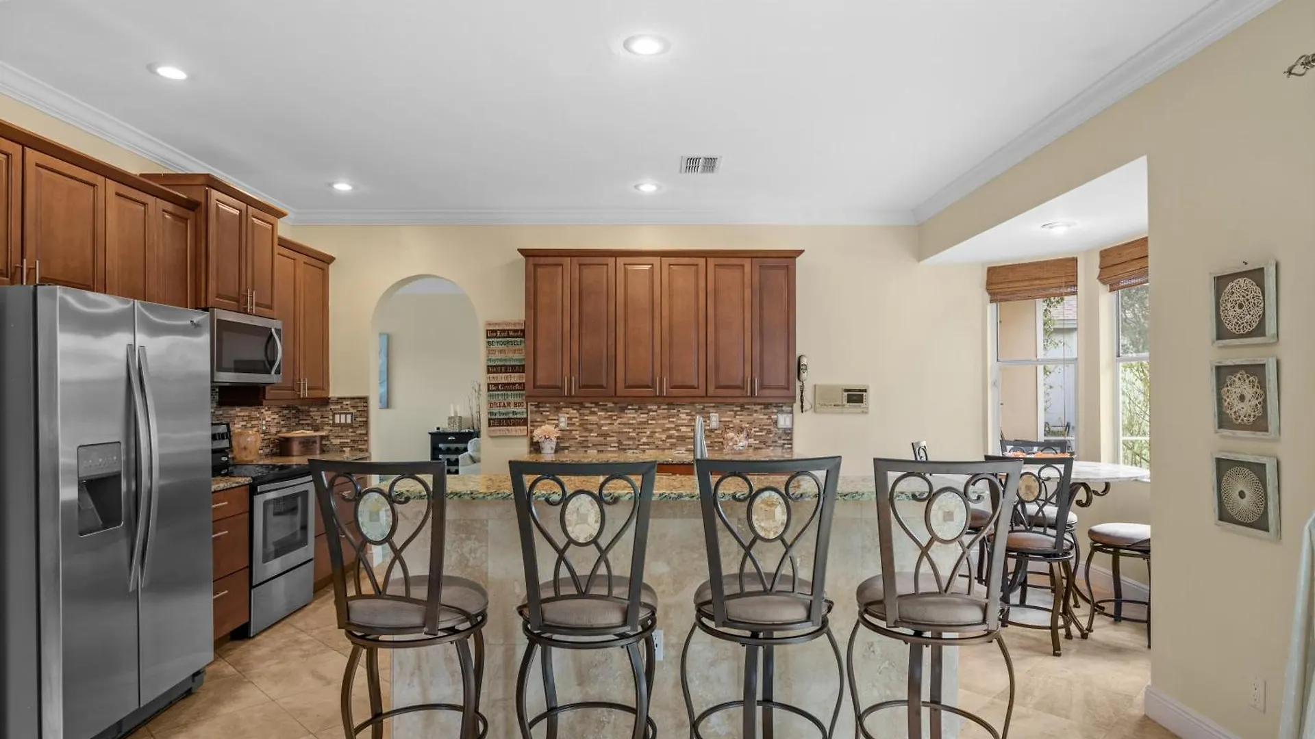 Cozy 3 Bedroom Den In * North Naples