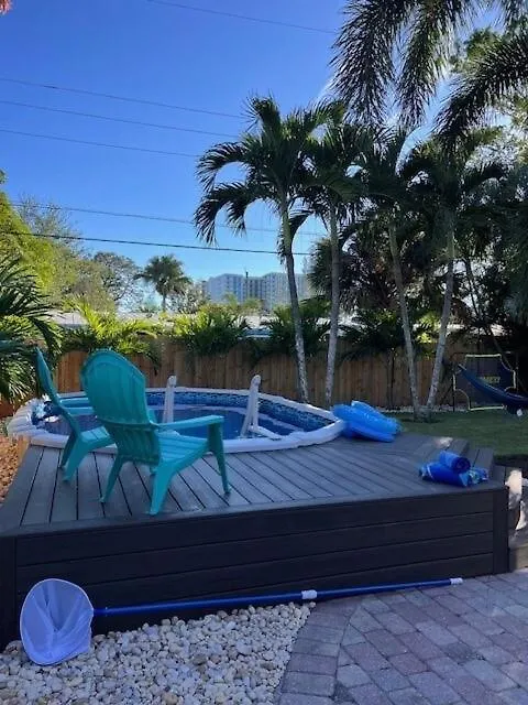 Paradise * North Naples