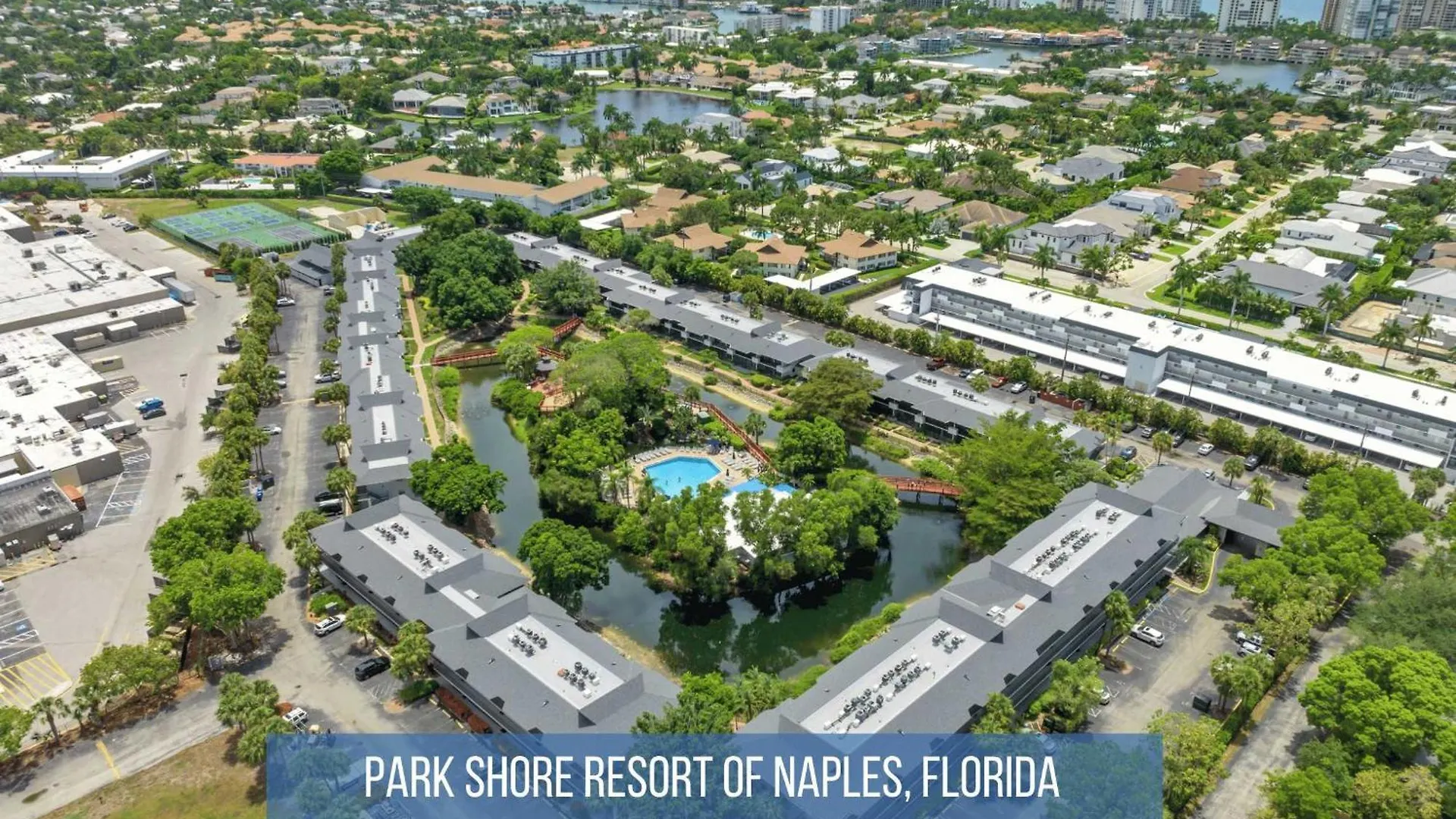 Pool And Views Park Shore *