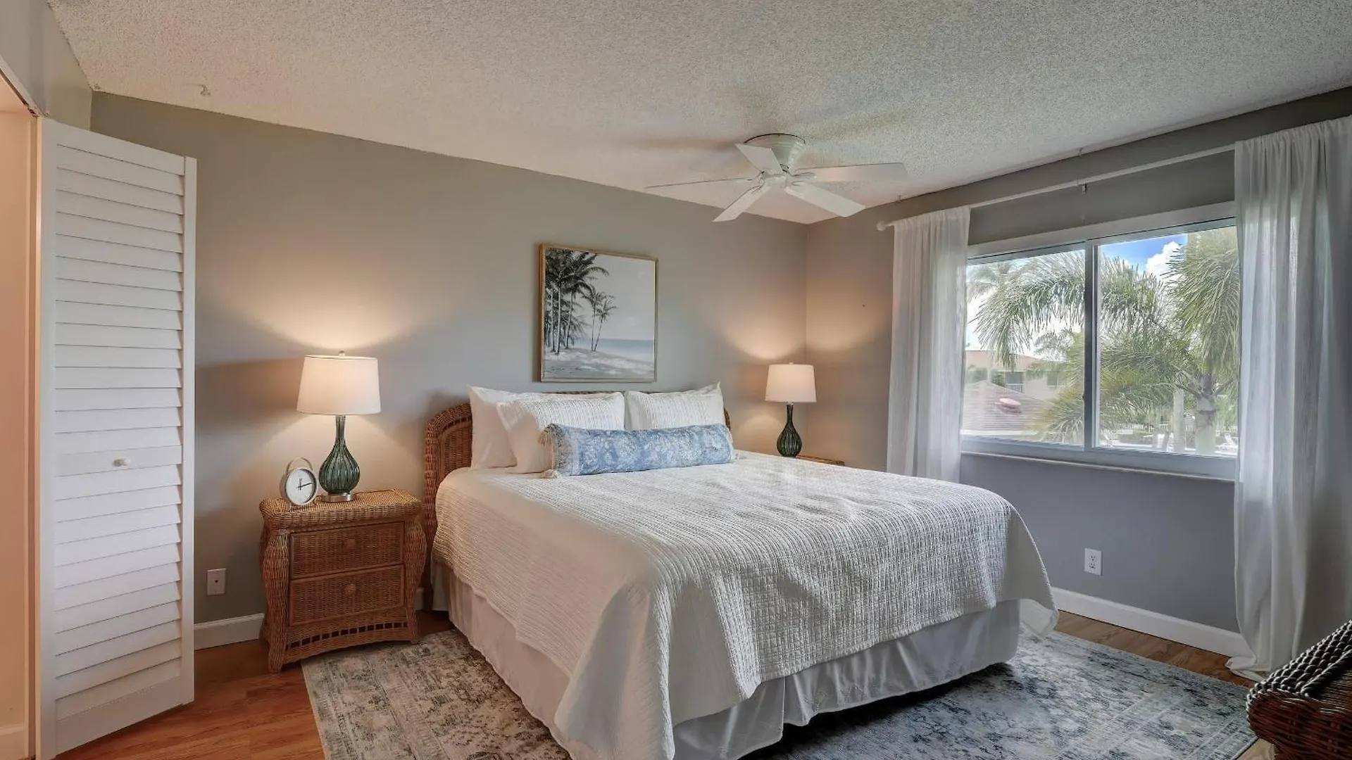 Second Floor In Sunrise Of The With Wonderful Community Pool View *
