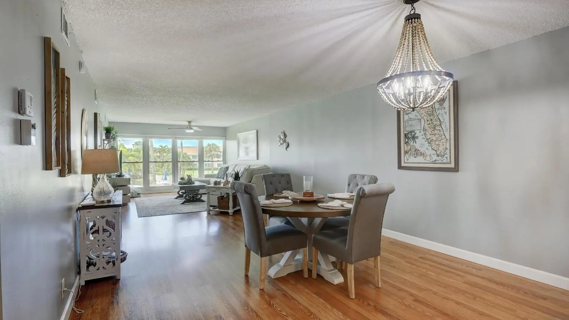 Dom wakacyjny Second Floor In Sunrise Of The With Wonderful Community Pool View *