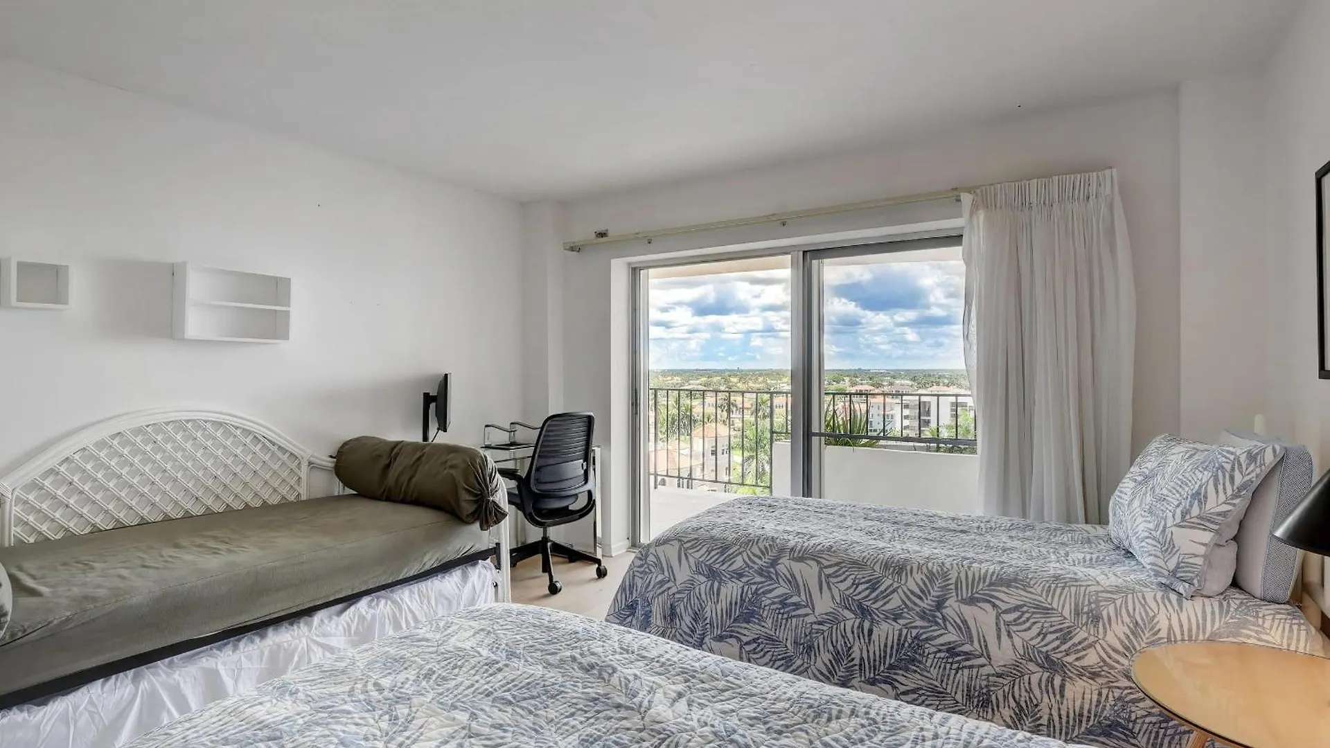 بيت للعطل 8th Floor Horizon House With Direct Access And Gulf Views *